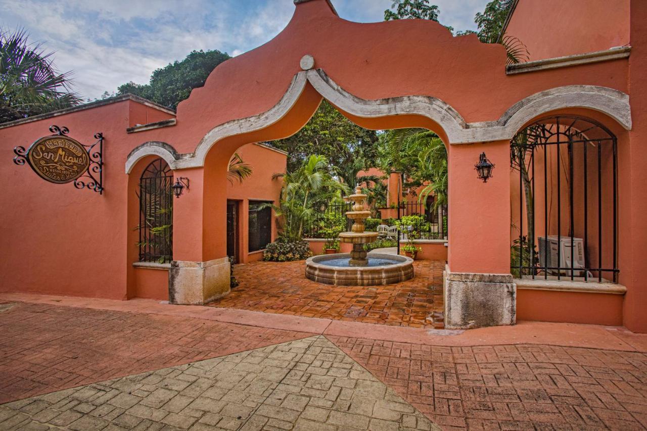 Hacienda San Miguel Hotel & Suites Cozumel Exterior photo